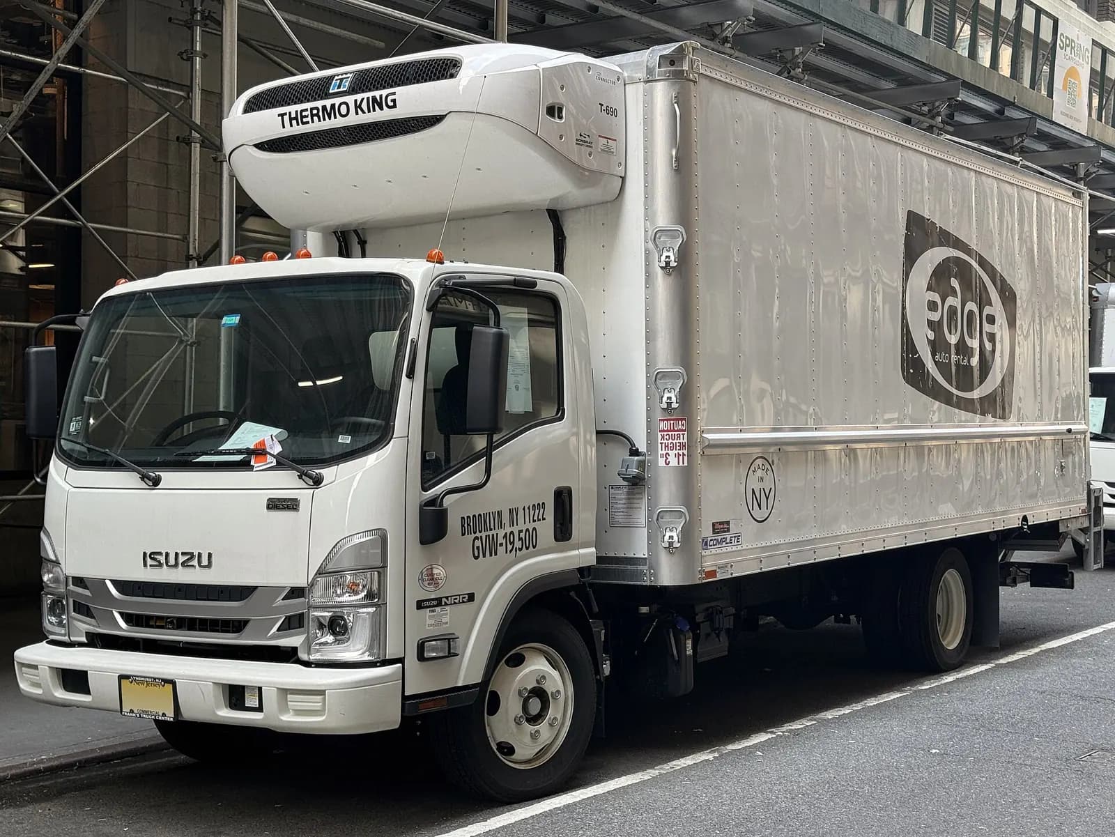 Isuzu NRR medium-duty truck